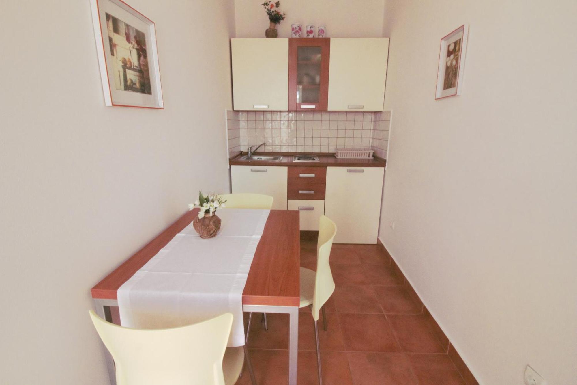 Studios & Rooms Fiesta Novaglia Esterno foto